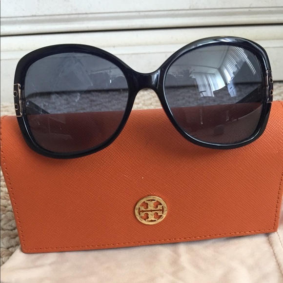 TORY BURCH SUNGLASSES Navy Blue Gold Tone Logo - Picture 6 of 8